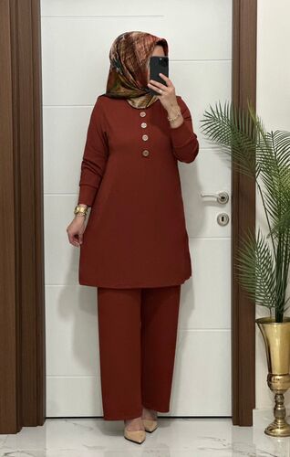 7044 K 90 KİREMİT DÜĞMELİ fitilli burgu kumaş tunik pantolon takım buyuk beden yeni sezon